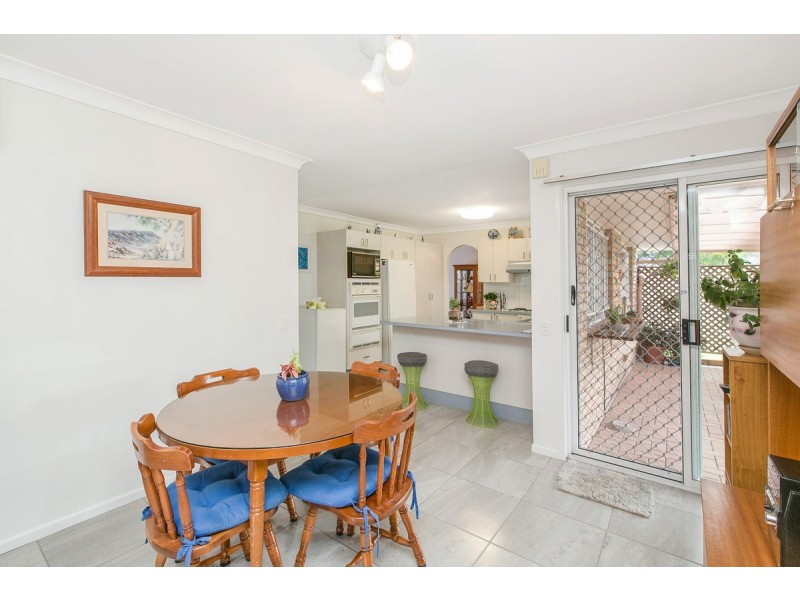 6 Malinya Place, Wishart QLD 4122