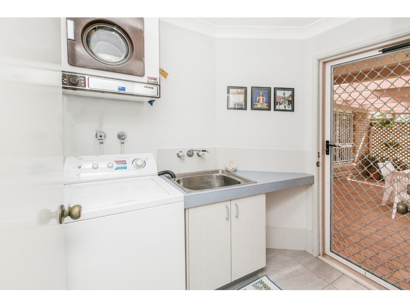 6 Malinya Place, Wishart QLD 4122