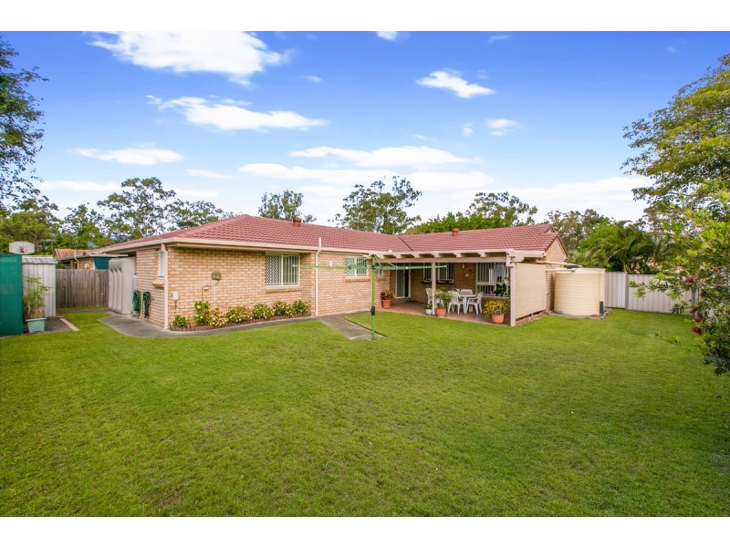 6 Malinya Place, Wishart QLD 4122