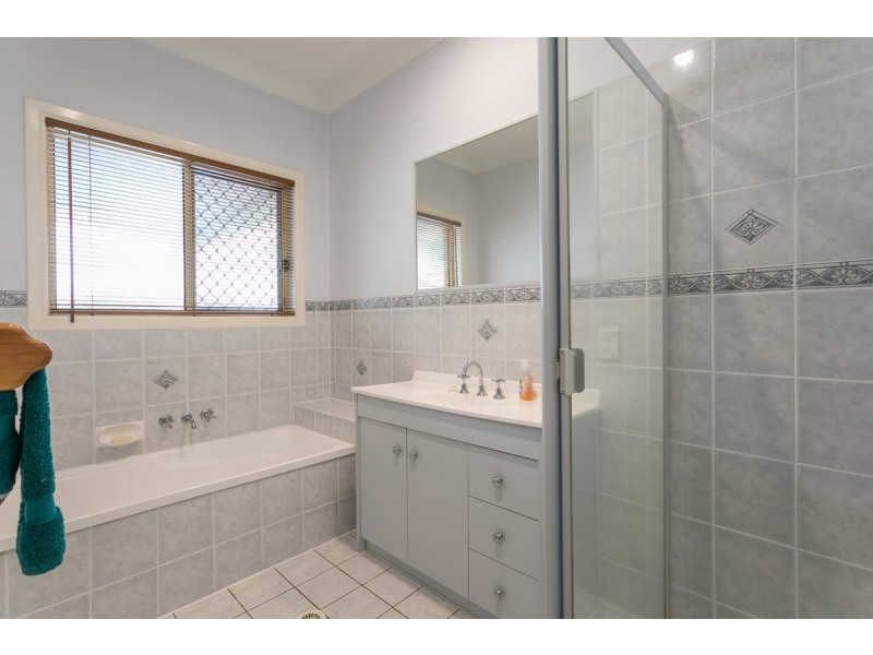 21 Kirrama Place, Forest Lake QLD 4078