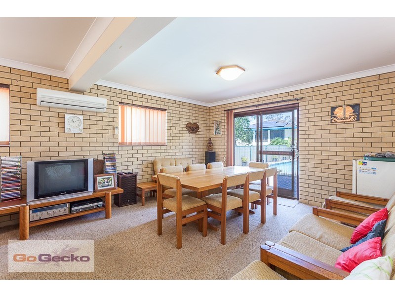 21 Tapscott Street, Wishart QLD 4122