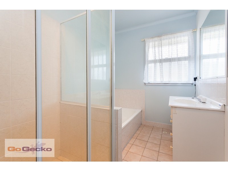 61 Mingera Street, Mansfield QLD 4122