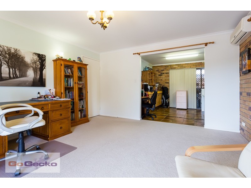 1 Banika Street, Mansfield QLD 4122