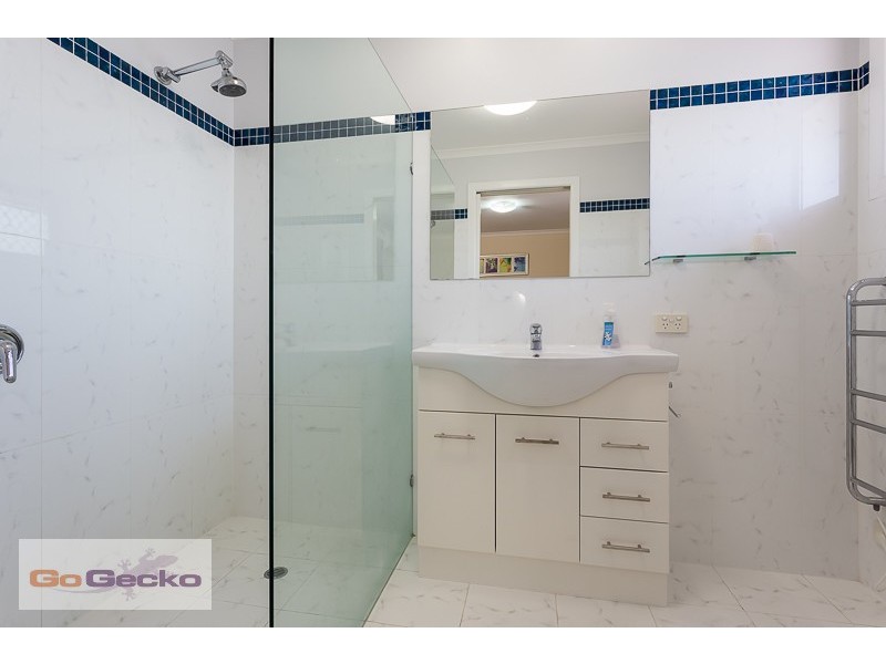 1 Banika Street, Mansfield QLD 4122