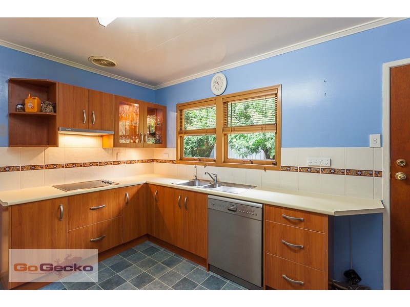 27 Condong Street, Mansfield QLD 4122