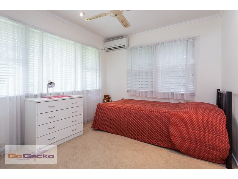 27 Condong Street, Mansfield QLD 4122