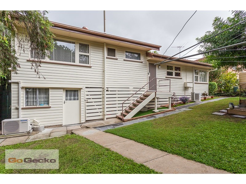 27 Condong Street, Mansfield QLD 4122