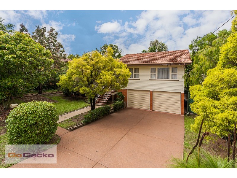 27 Condong Street, Mansfield QLD 4122