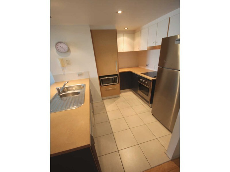 126/15 Goodwin Street, Kangaroo Point QLD 4169