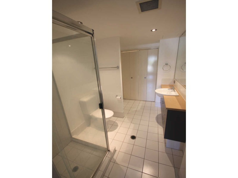 126/15 Goodwin Street, Kangaroo Point QLD 4169