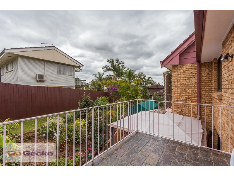 30 Chiniala Street, Mansfield QLD 4122