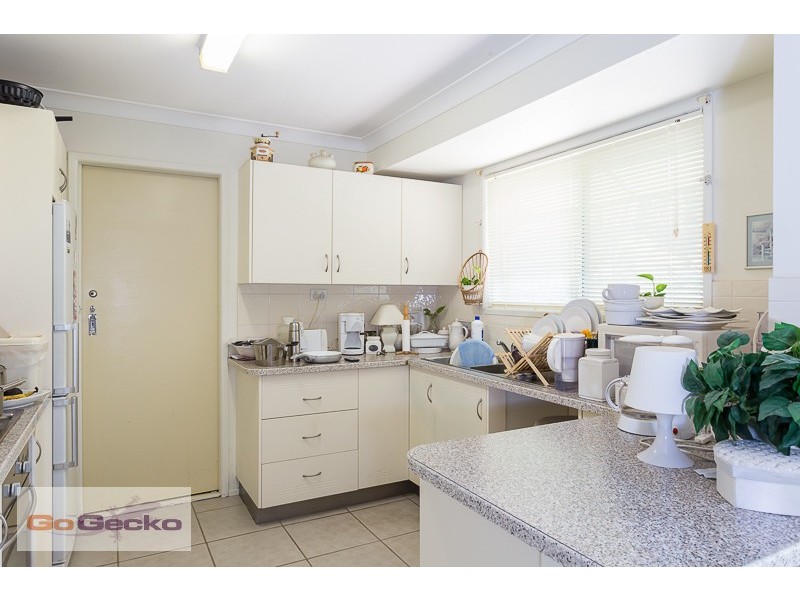 20 Avenell Street, Wishart QLD 4122