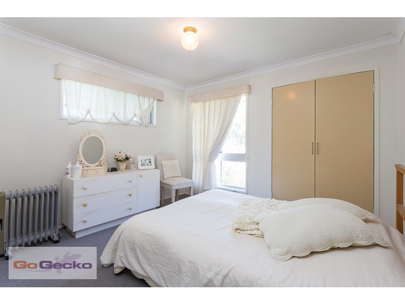 20 Avenell Street, Wishart QLD 4122