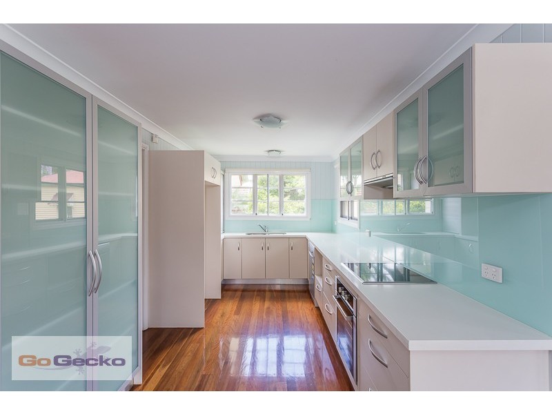 64 Clara Street, Corinda QLD 4075