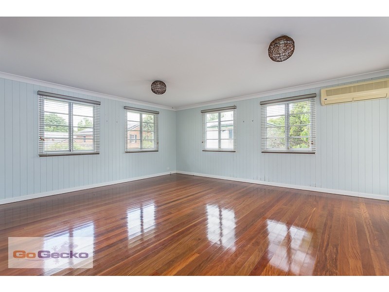 64 Clara Street, Corinda QLD 4075