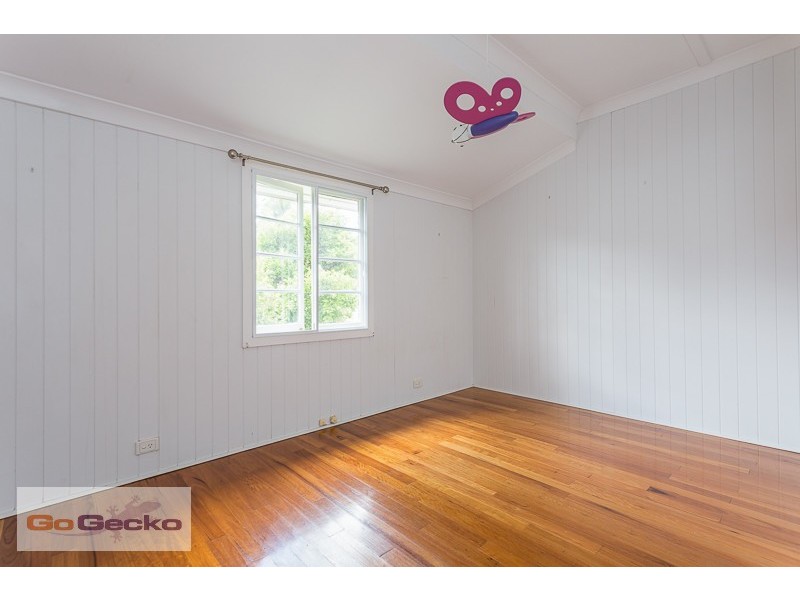 64 Clara Street, Corinda QLD 4075