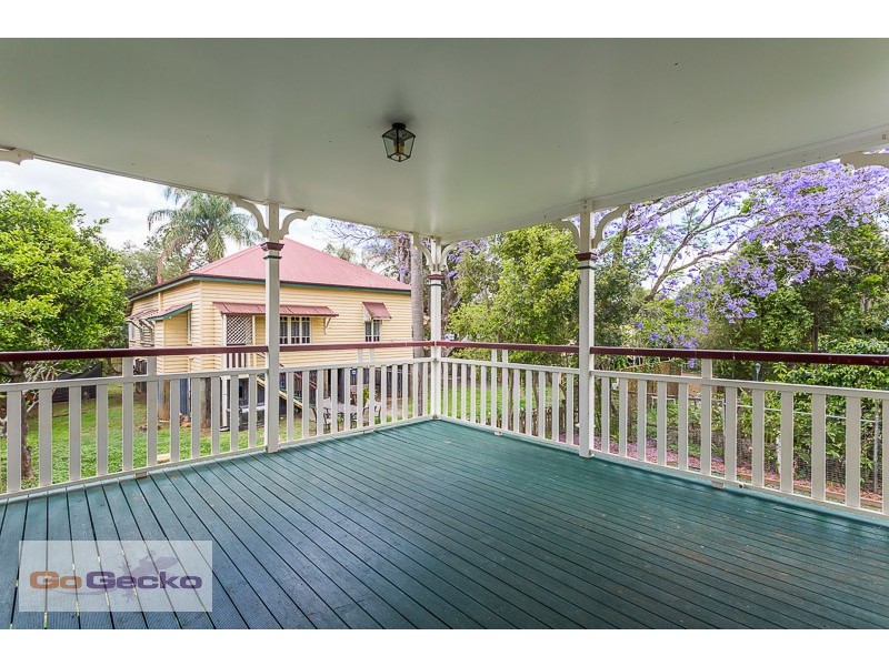 64 Clara Street, Corinda QLD 4075