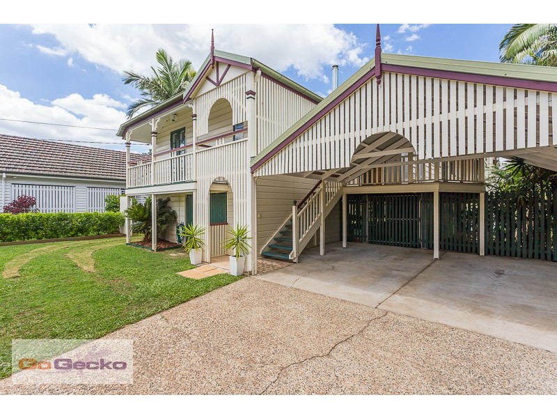 64 Clara Street, Corinda QLD 4075