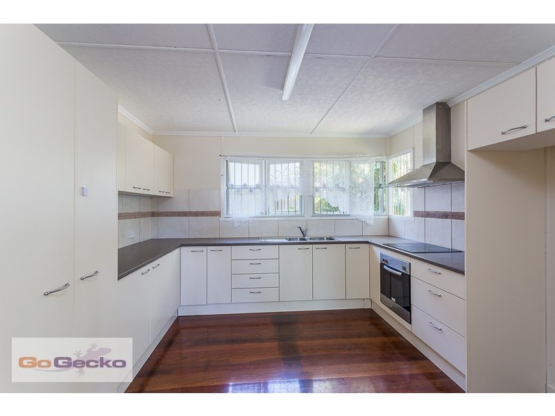 10 Dellow Street, Acacia Ridge QLD 4110