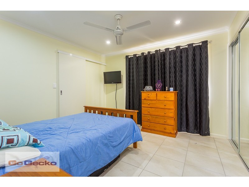 33 Penaton Street, Corinda QLD 4075