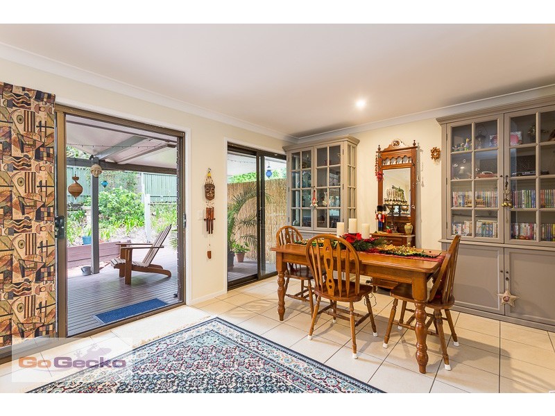 21 Wyndarra Street, Kenmore QLD 4069