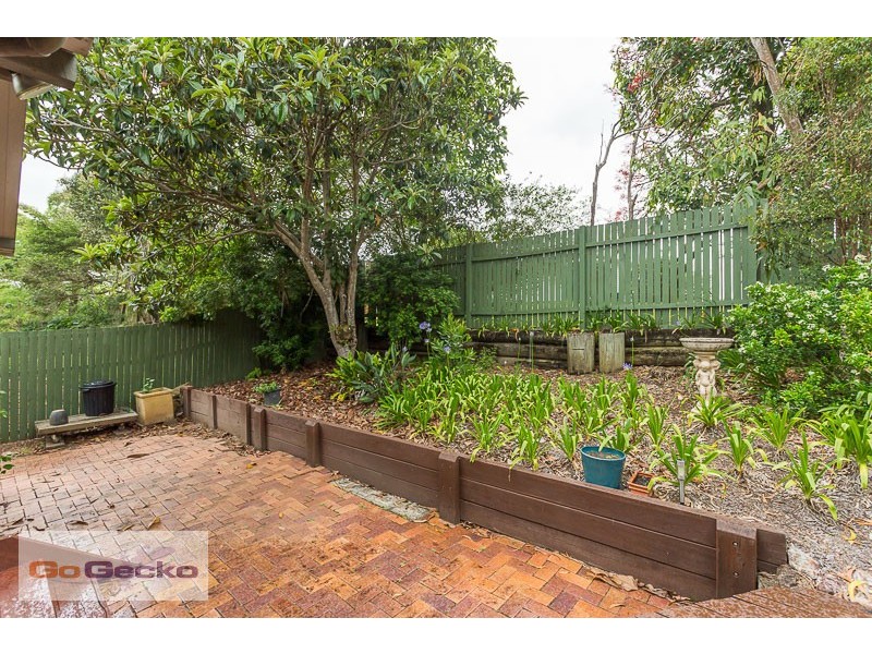 21 Wyndarra Street, Kenmore QLD 4069