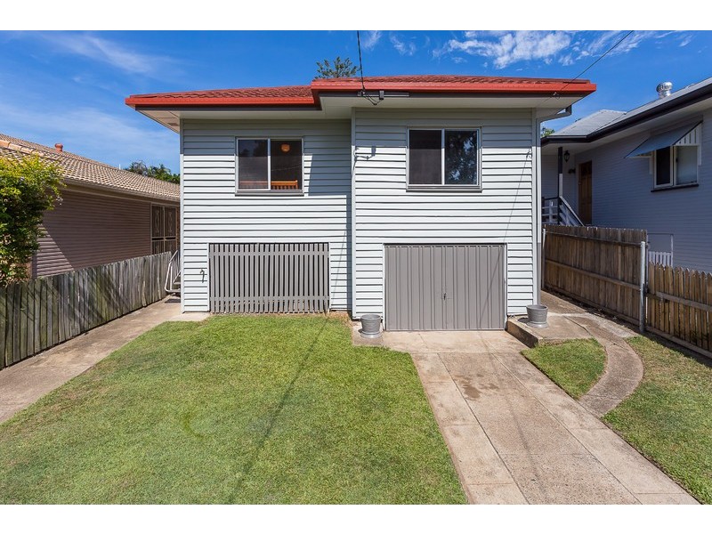 32 Shaftesbury Street, Tarragindi QLD 4121