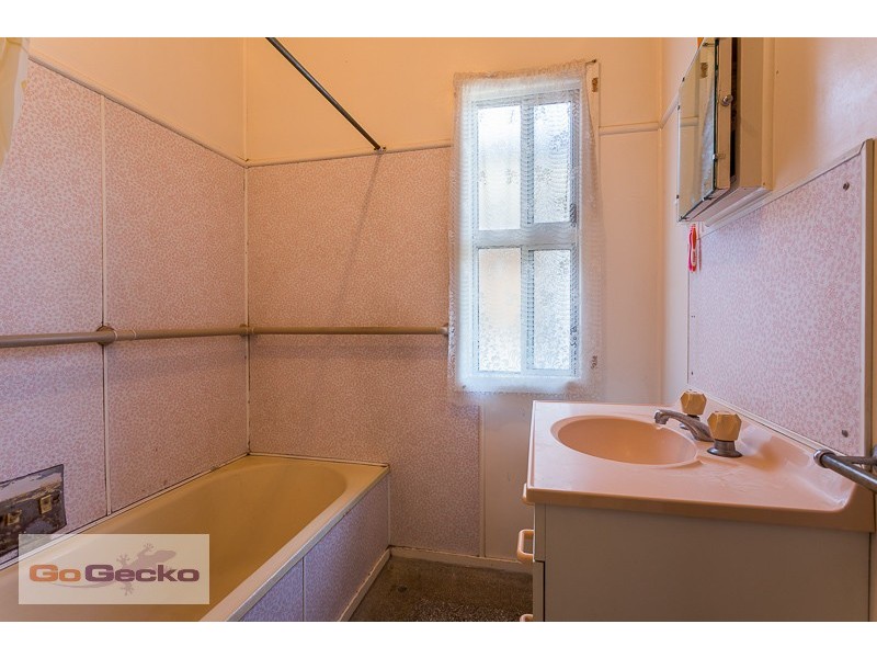 32 Shaftesbury Street, Tarragindi QLD 4121