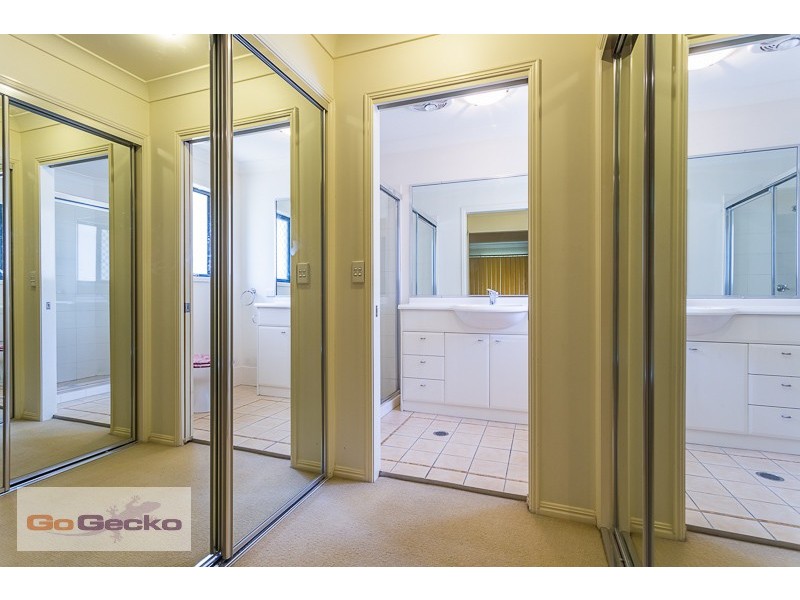 4/17 Tick Street, Mount Gravatt East QLD 4122