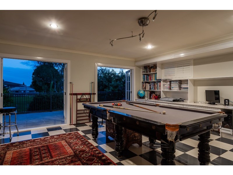 15 Caringbah Street, Wakerley QLD 4154