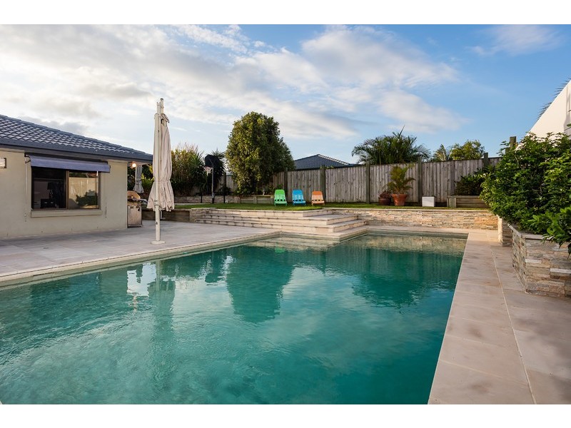 15 Caringbah Street, Wakerley QLD 4154