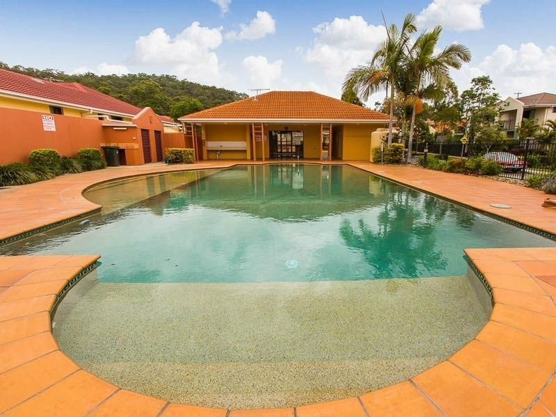 110 Scrub Road, Carindale QLD 4152