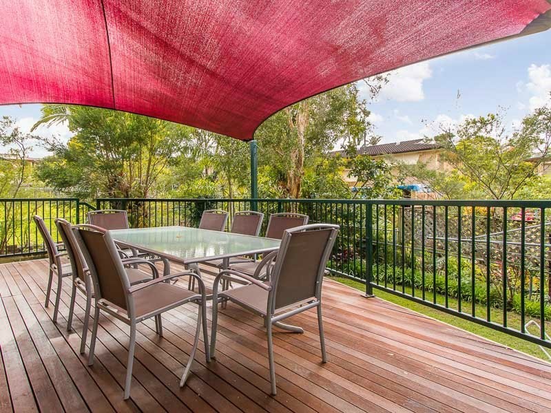 13 Nevern Street, Macgregor QLD 4109