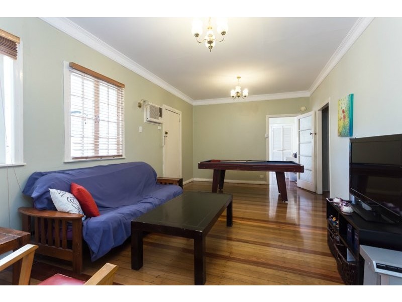 41 Palm Avenue, Holland Park West QLD 4121