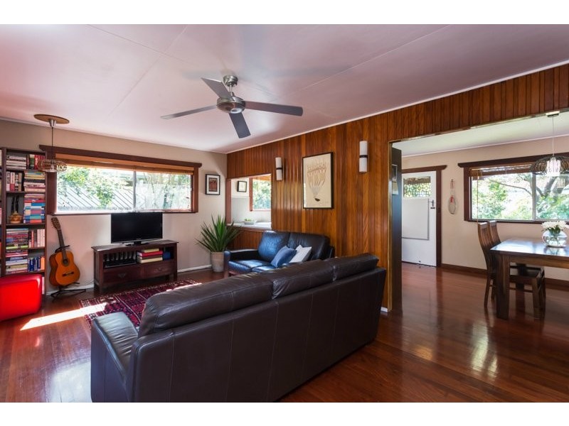 13 Fair Street, Wishart QLD 4122