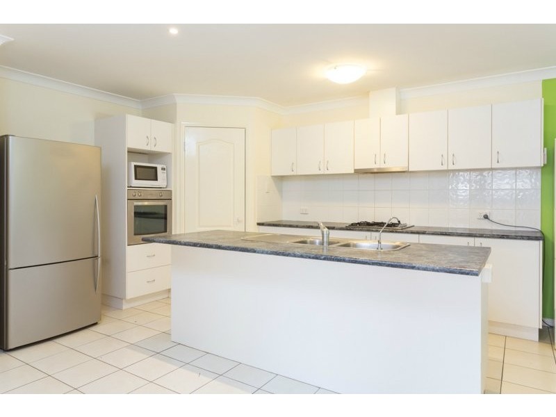 70 London Street, Eight Mile Plains QLD 4113