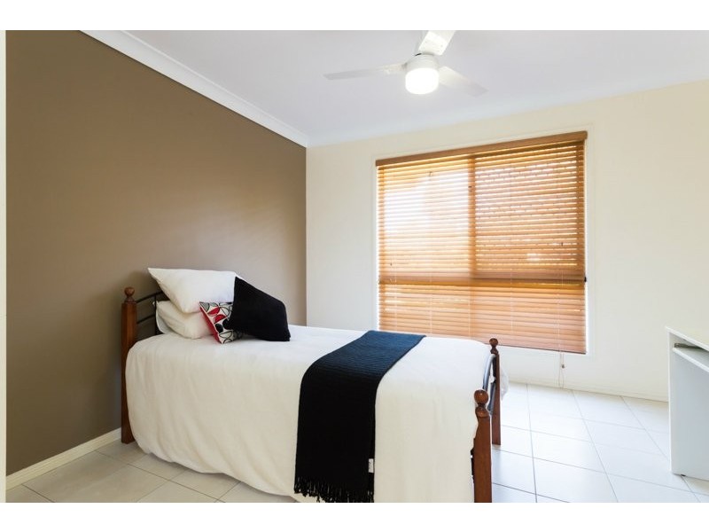 70 London Street, Eight Mile Plains QLD 4113