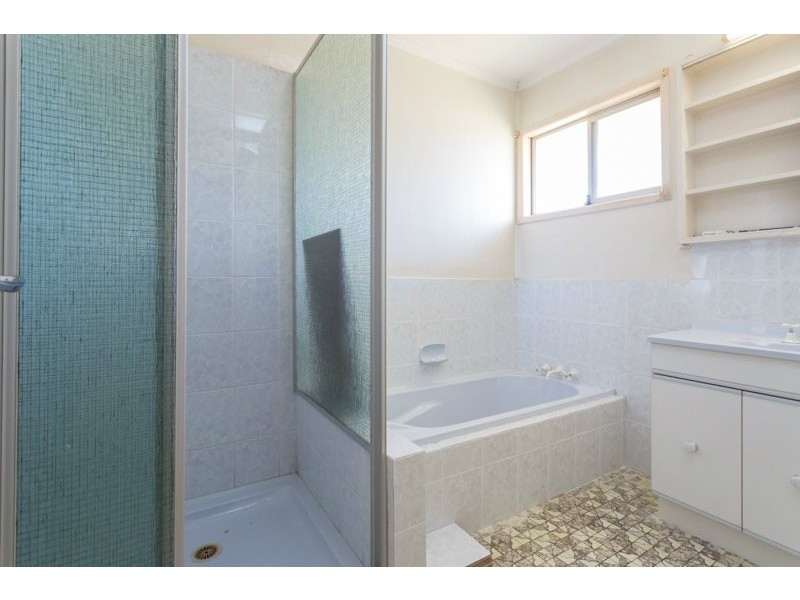 74 Granadilla Street, Macgregor QLD 4109