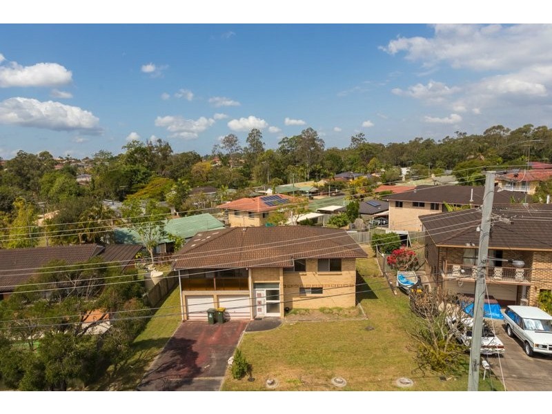 74 Granadilla Street, Macgregor QLD 4109