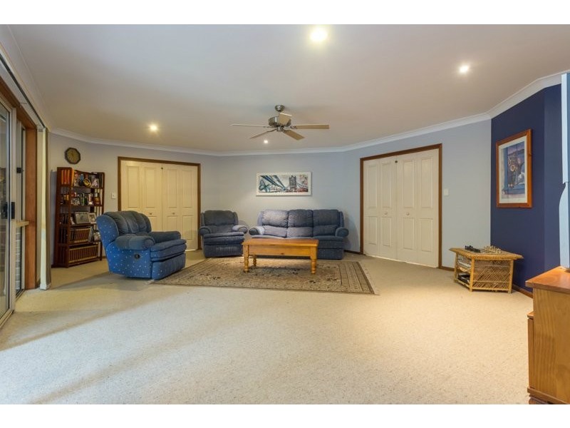 4 Oprah Place, Belmont QLD 4153