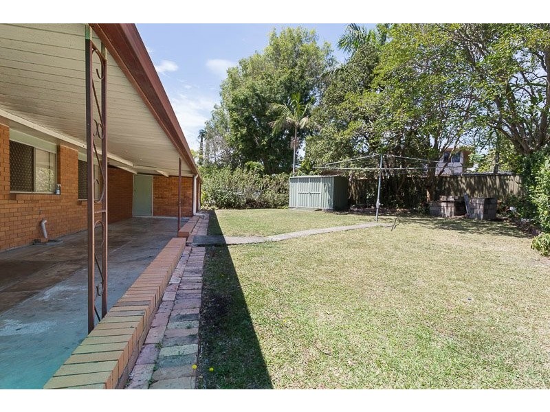 23 Laver Street, Macgregor QLD 4109