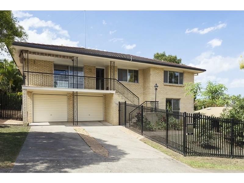 145 Greenmeadow Road, Mansfield QLD 4122