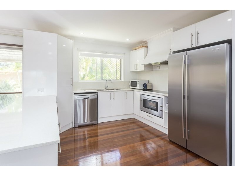 145 Greenmeadow Road, Mansfield QLD 4122