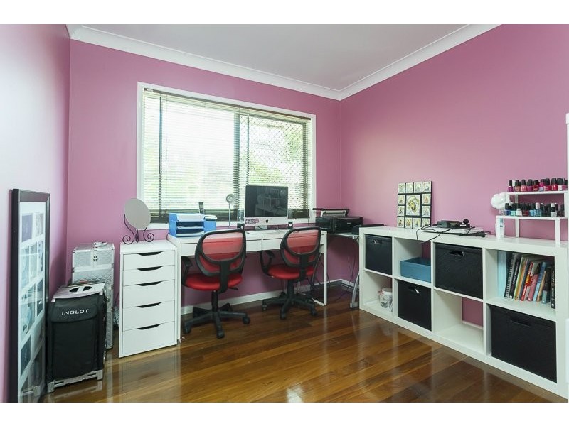 145 Greenmeadow Road, Mansfield QLD 4122