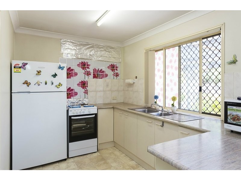 25 Macknish Cr, Coopers Plains QLD 4108