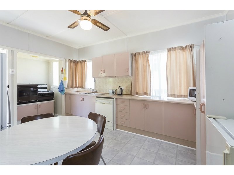 55 Digby Street, Holland Park QLD 4121