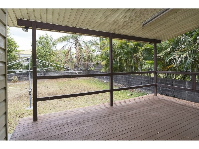 11 Newdegate Street, Greenslopes QLD 4120