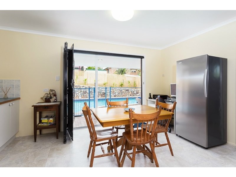 127 Greenmeadow Road, Mansfield QLD 4122