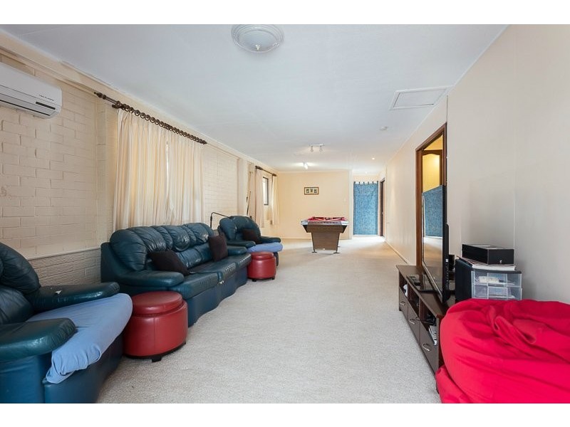 127 Greenmeadow Road, Mansfield QLD 4122