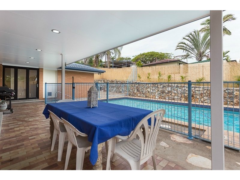 127 Greenmeadow Road, Mansfield QLD 4122